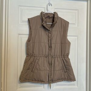 SHEIN Women's Brown Quilted Vest